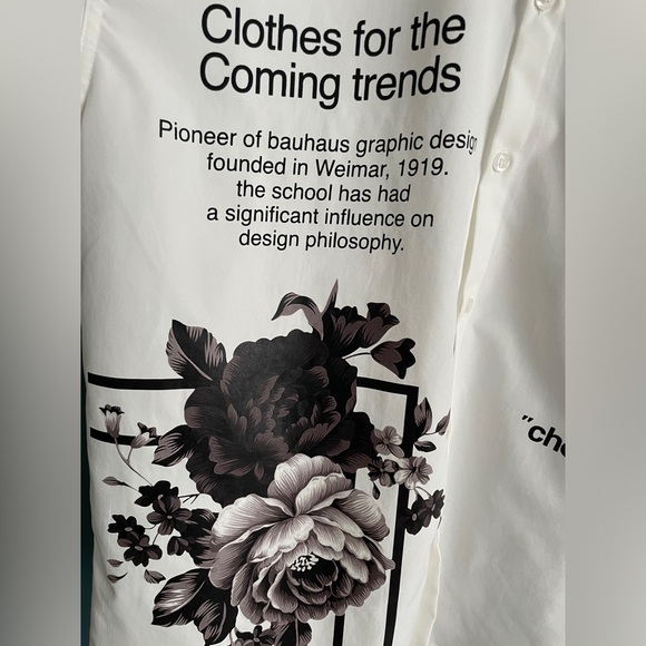 Simons Simons 2nd Archive
Relaxed Fit Graphic Button-Up Shirt - Picture 2 of 5